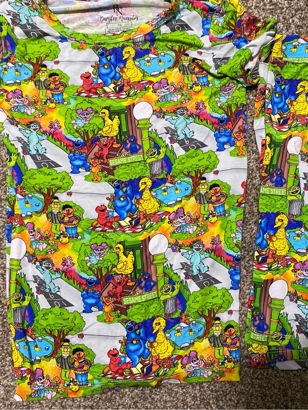 Bamboo Necessities 7/8 Sesame Street bamboo short set EUC